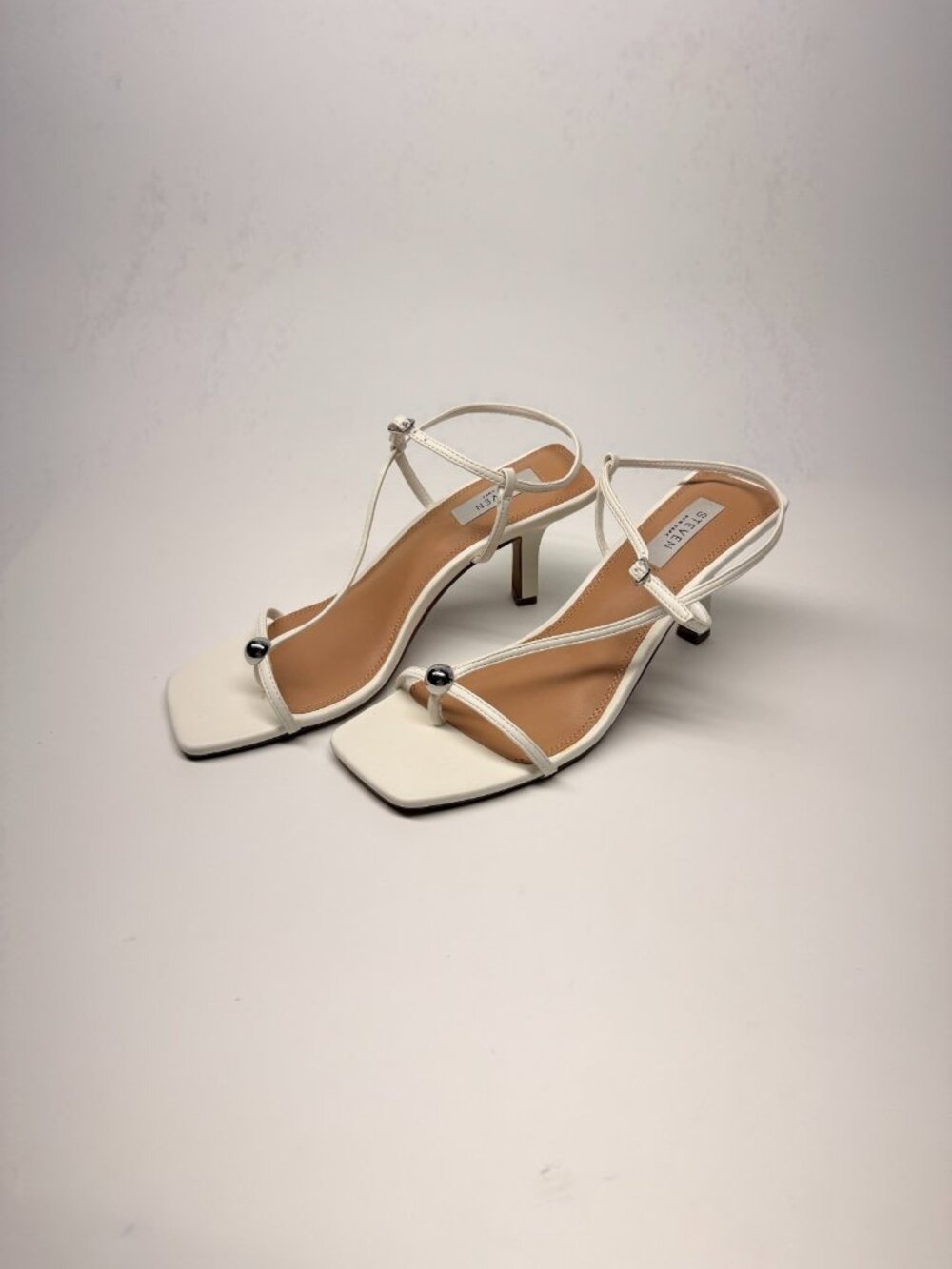 Steven By Steve Madden Tamila White Strap Heel Sandal Sz 9